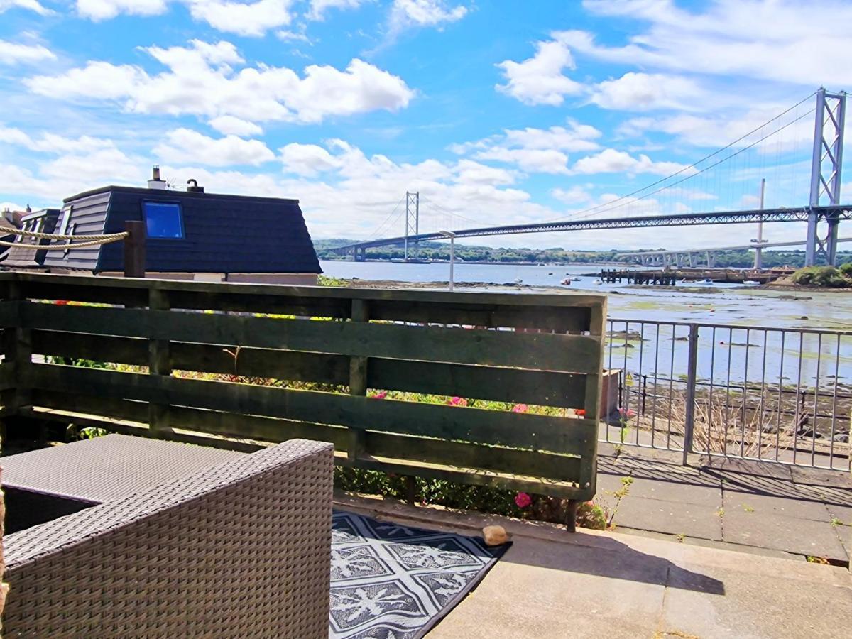 Вилла Three Bridges Waterfront Норт-Квинсферри Экстерьер фото